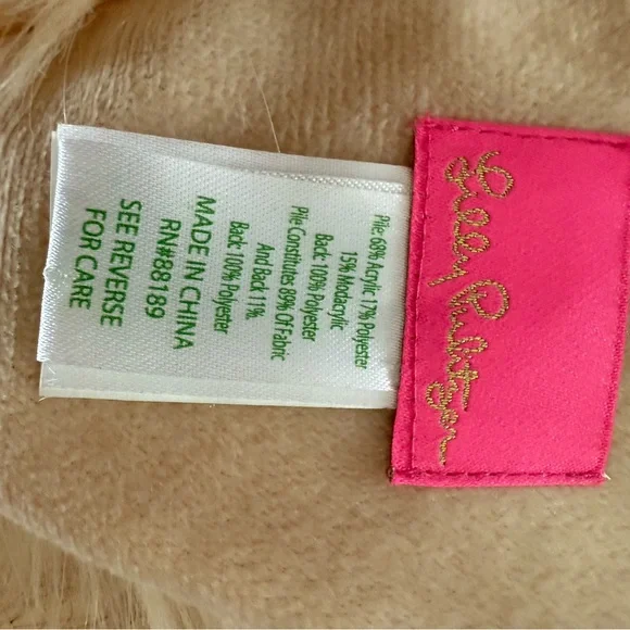 Lily Pulitzer Luxurious Faux Fur Scarf - Picture 3 of 3